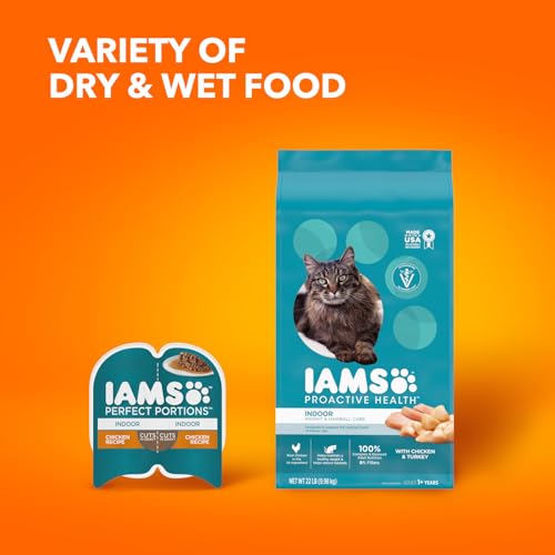 IAMS Proactive Health Indoor Weight Control & Hairball Care Adult Dry Cat Food, Chicken & Turkey Recipe, 22 lb. Bag