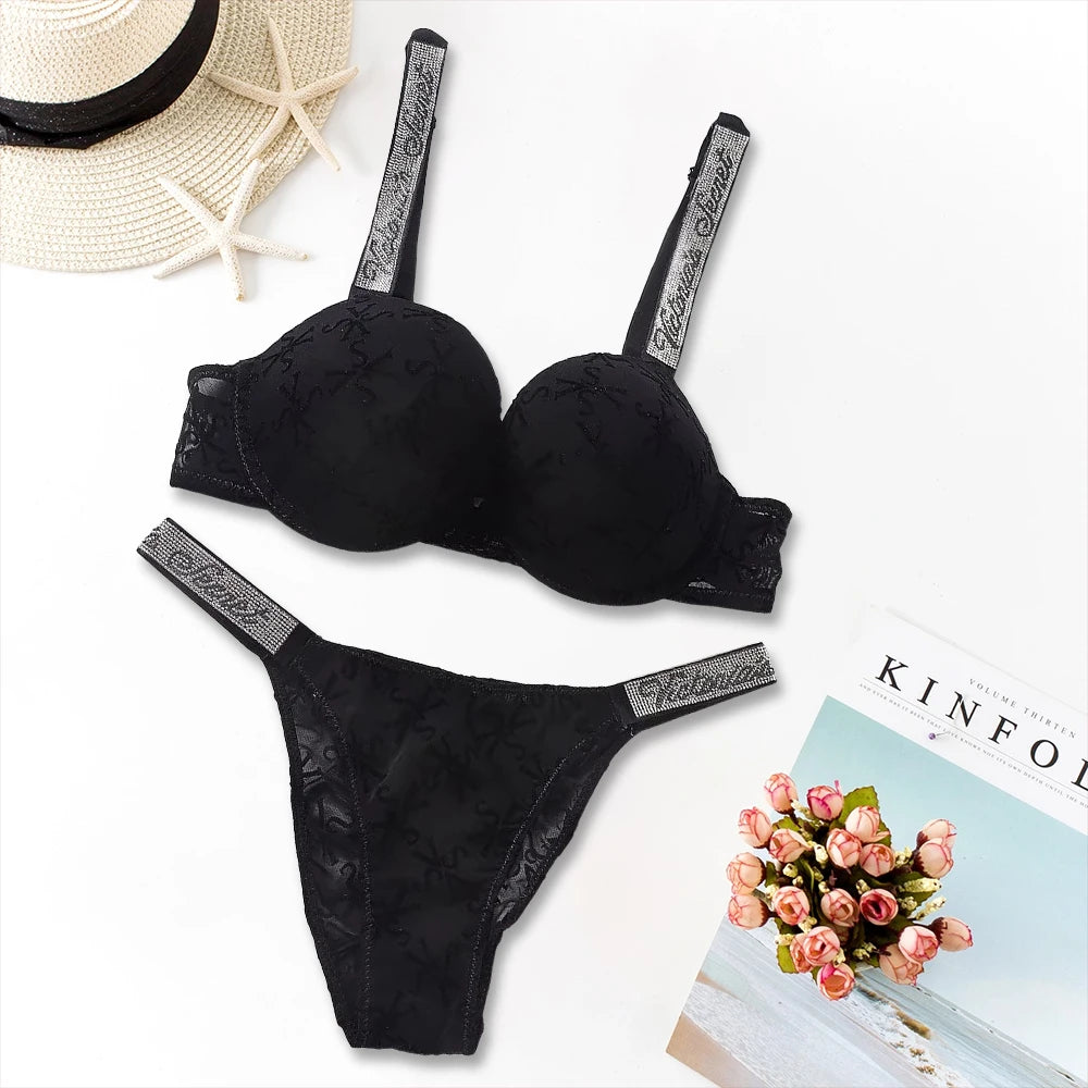 Women's Heart-Pattern Lace Bralette Set