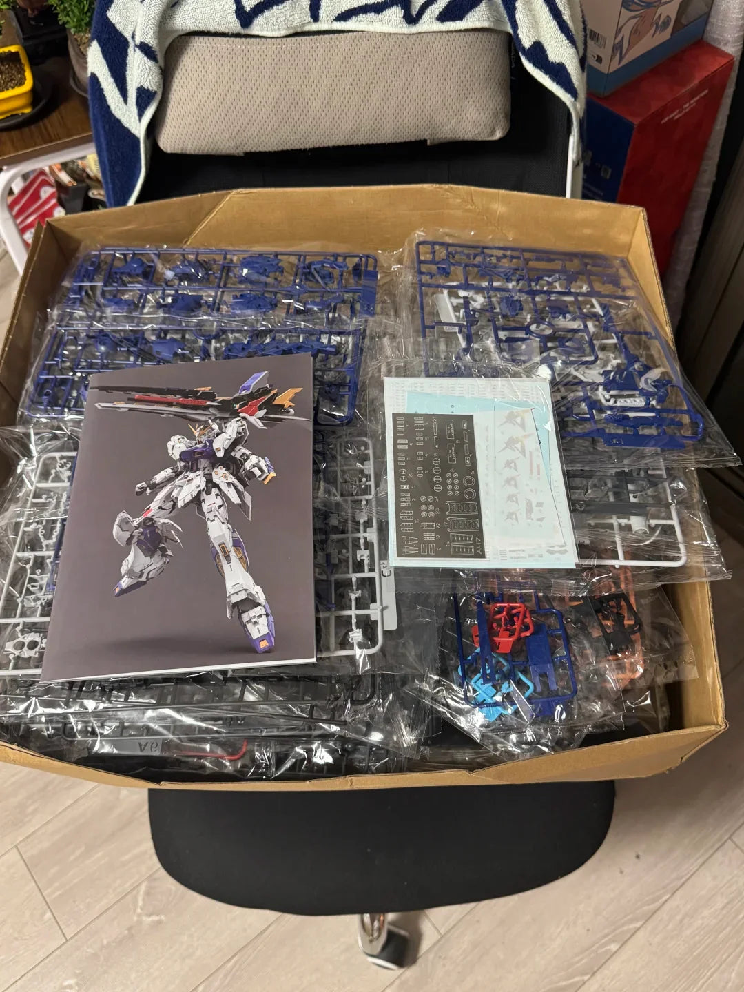 MG 1/100 New Farm Creator Nu Fukuoka Ver. Model Kit Assembled Model Action Figure For Collectors And Creations Birthday Gifts