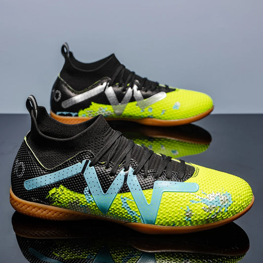 High-top Indoor Flat Soccer Shoes for Five-a-Side Training, Suitable for Both Men and Women, Featuring a Non-Slip Design.