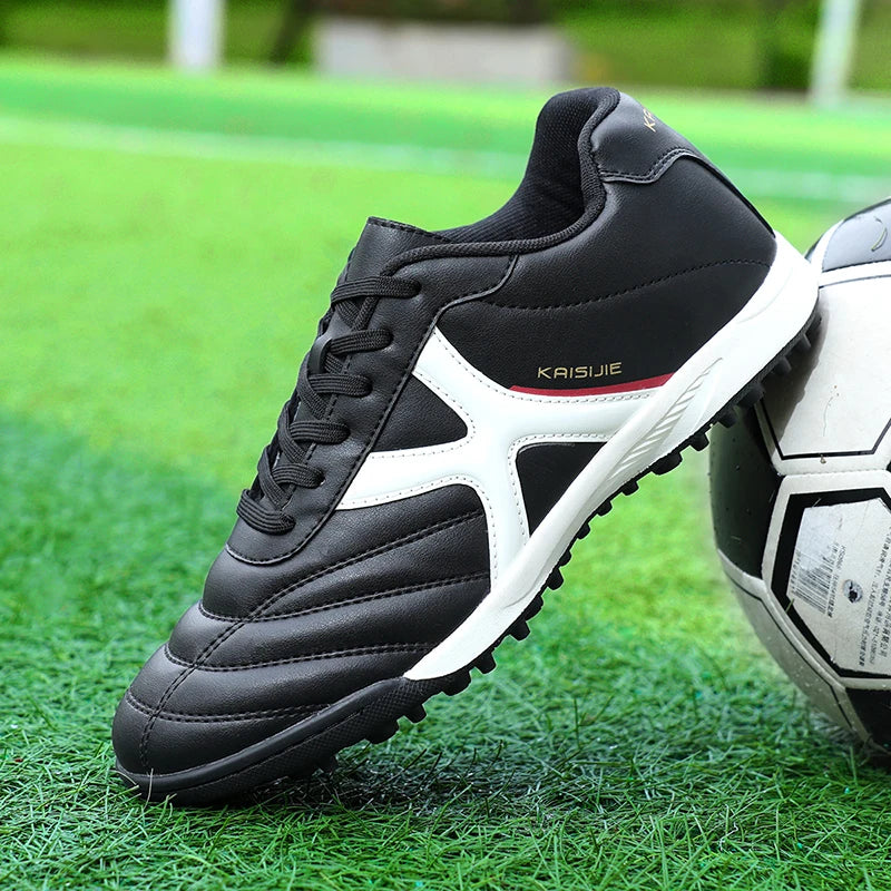 New Men Soccer Shoes Sneakers High-quality Match Light Futsal Cleats Football Boots Non-Slip Grass Indoor Hot-selling Outdoor