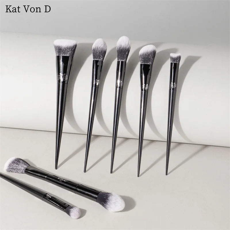 Multi-Purpose Face & Eye Makeup Brush