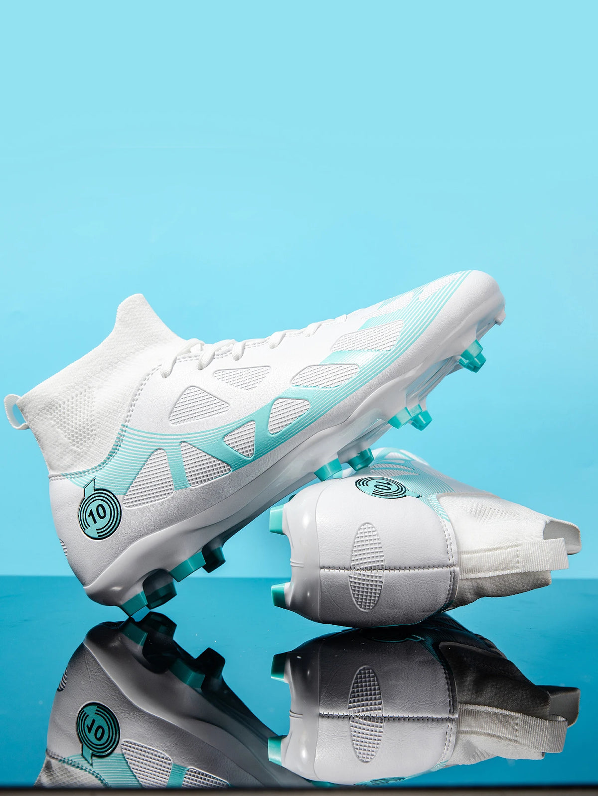 Professional AG FG Soccer Cleats Textured PU Upper High Friction TPU Stud Anti-slip Improve Grass Players Ball Control
