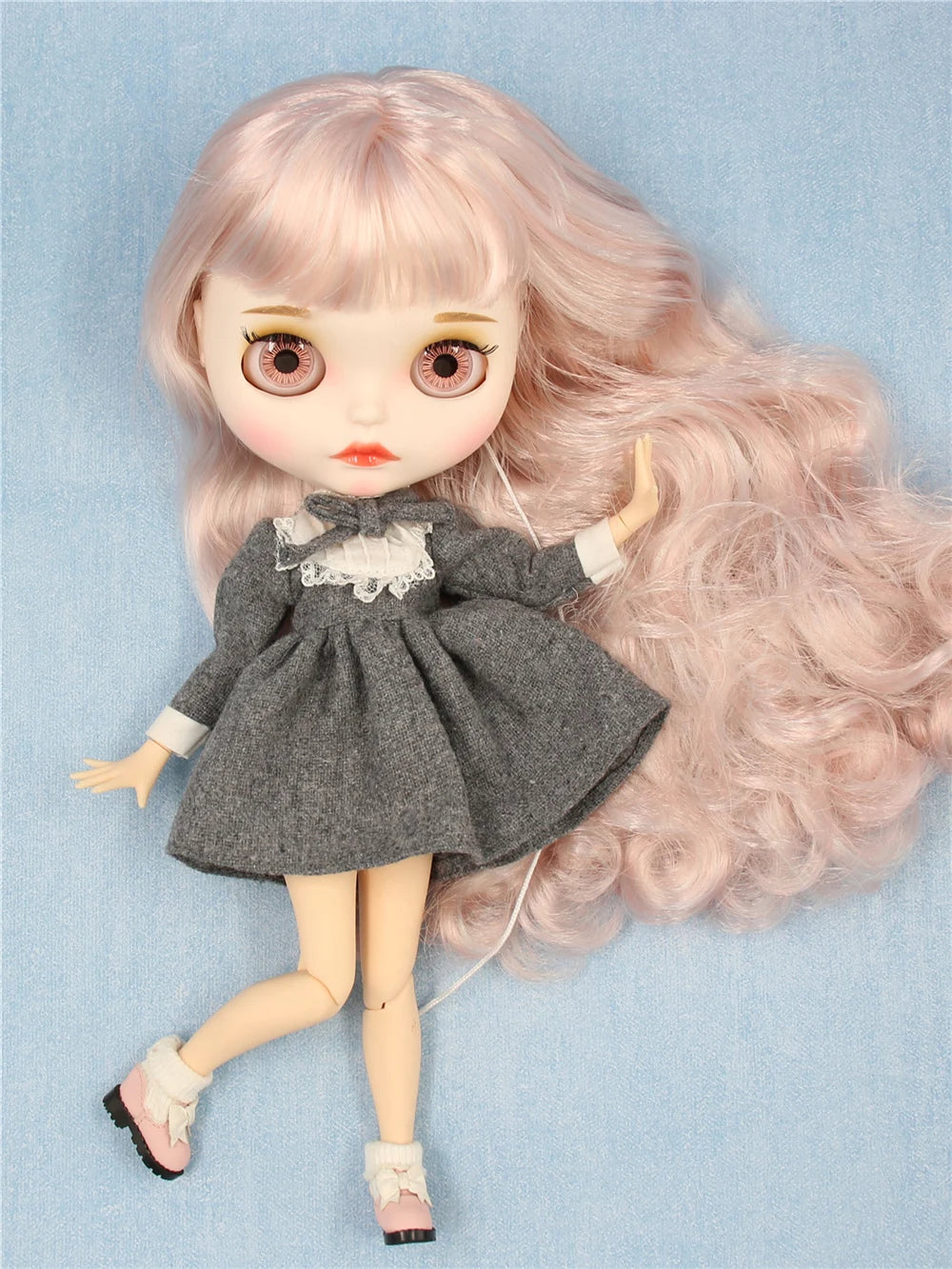 ICY DBS Blyth doll 1/6 bjd joint body dark skin shiny face blue hair white skin matte face Multi-colored hair 30CM toy anime