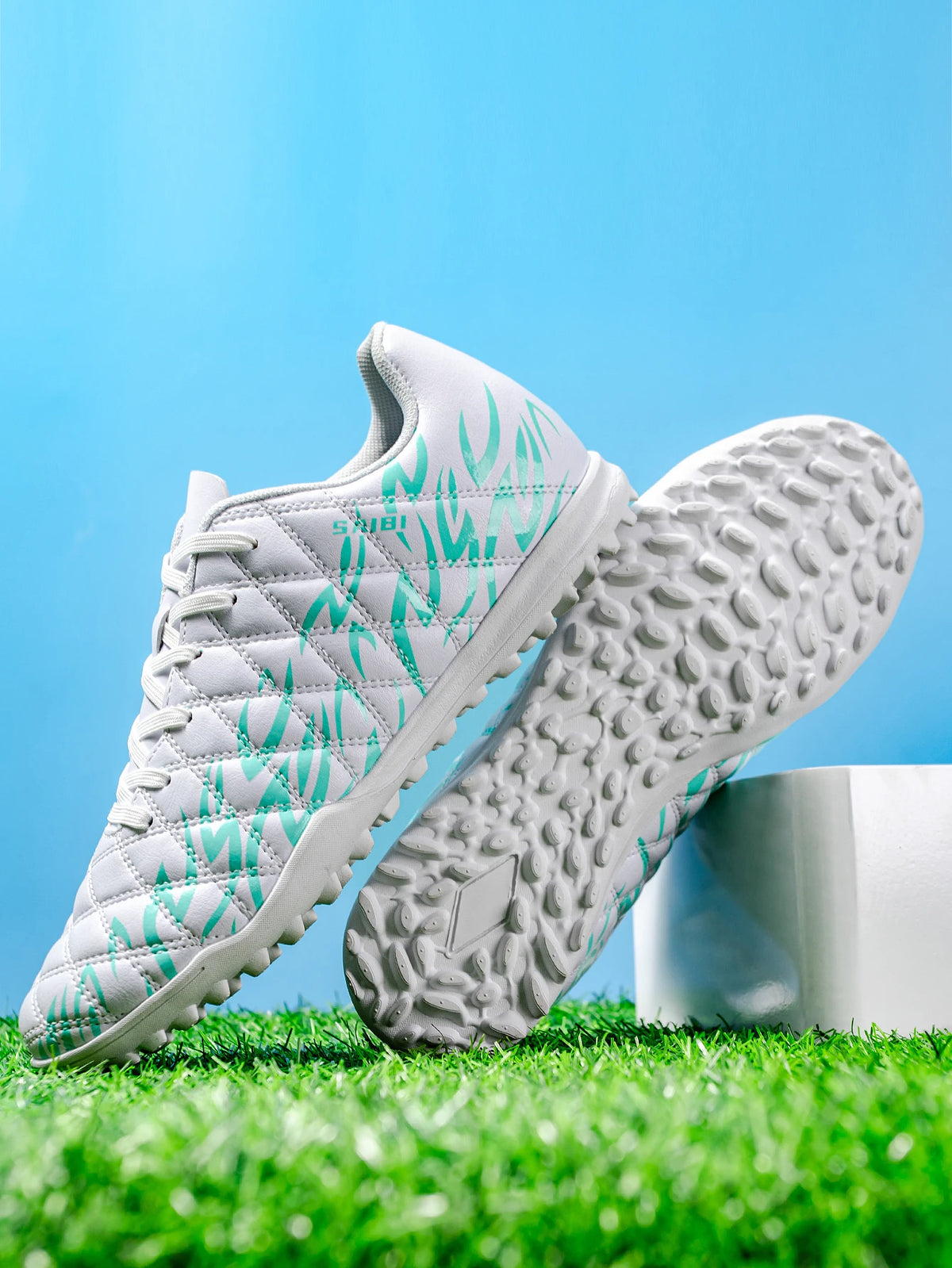 Professional Men TF Football Cleats Shock Absorbing PU Upper Durable Rubber Turf Sole For Adult Grass Field Soccer Games