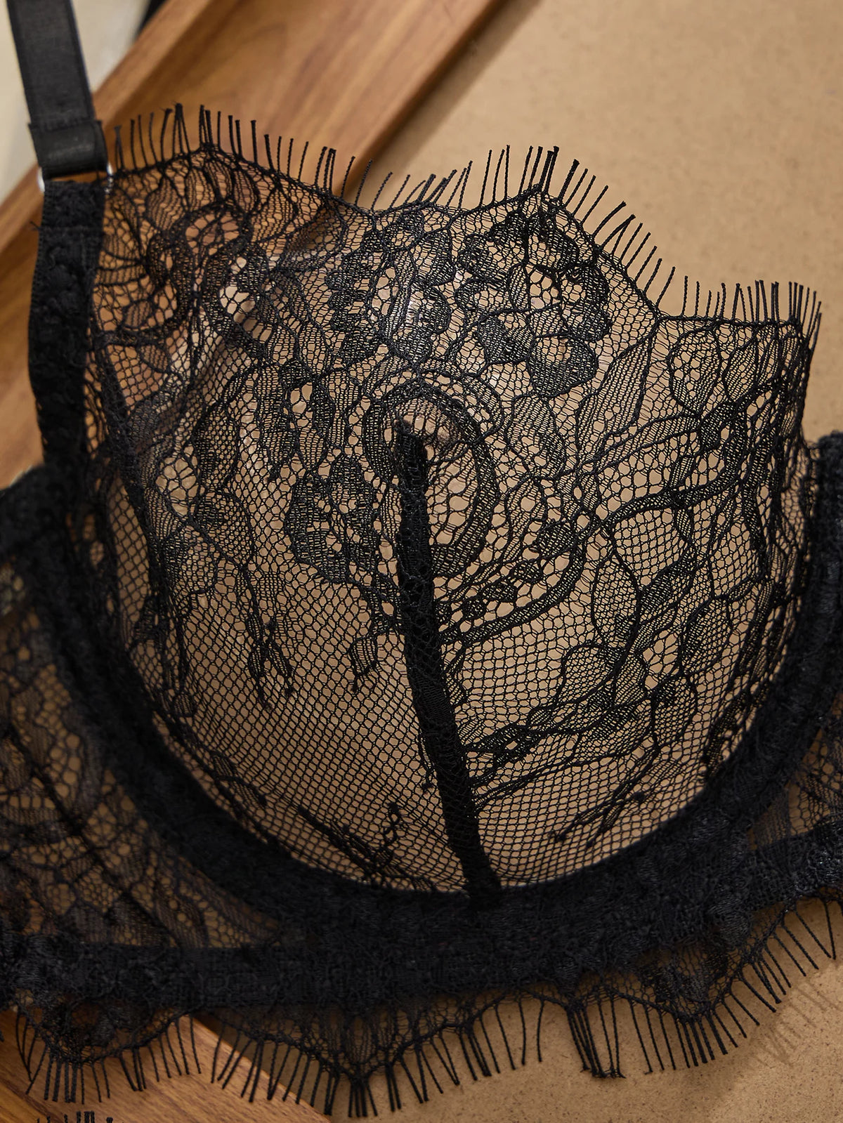 Women's Lightweight Lace Bra & Panty Set