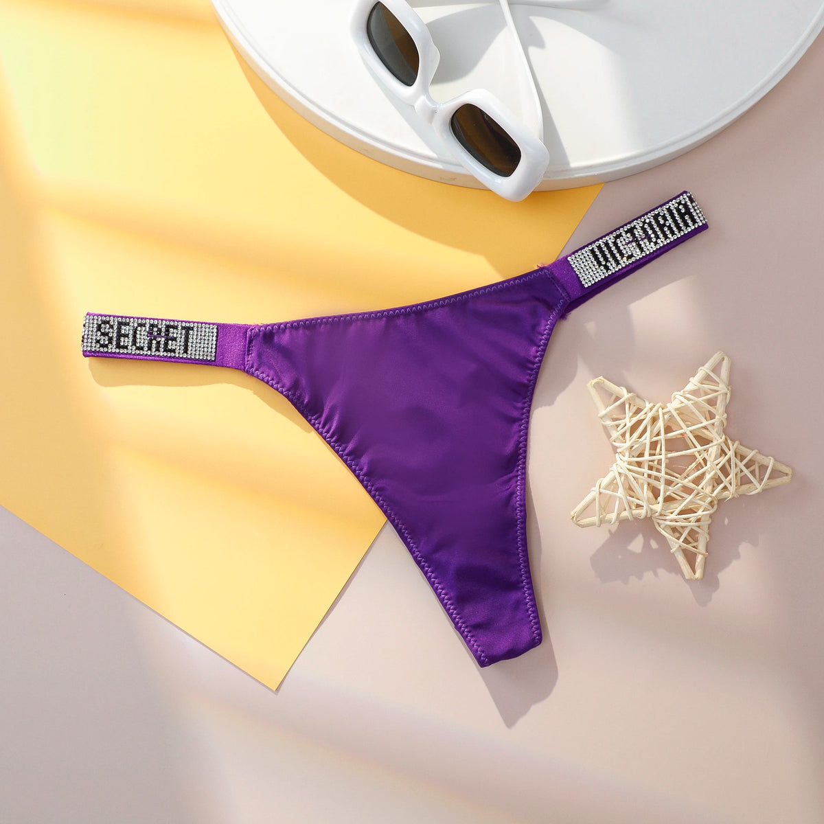 Women's Seamless Lace Thong Panties
