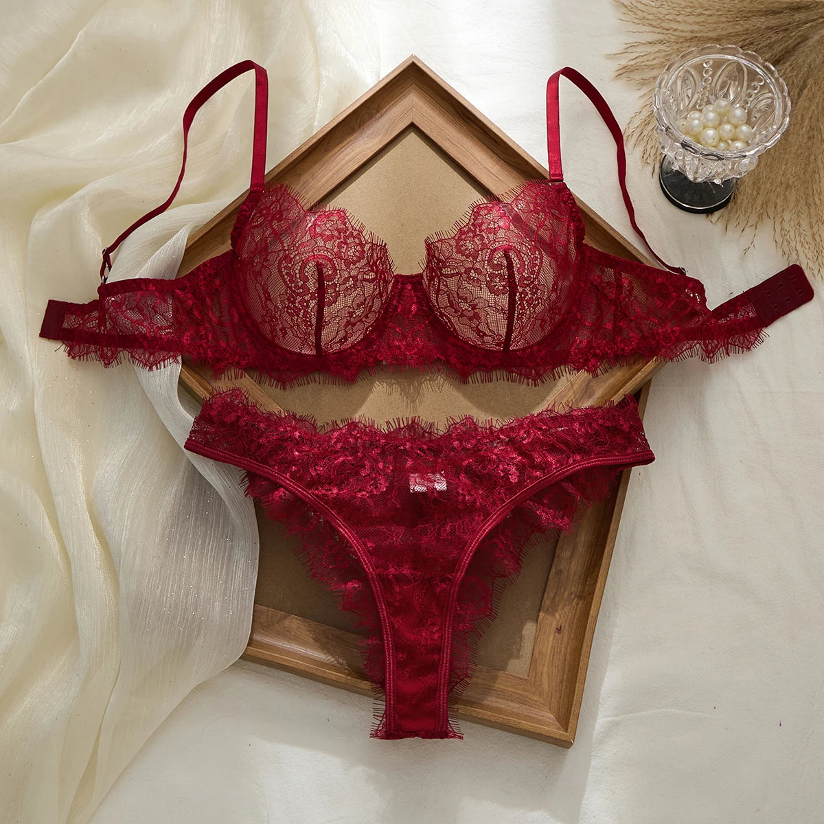 Women's Lightweight Lace Bra & Panty Set