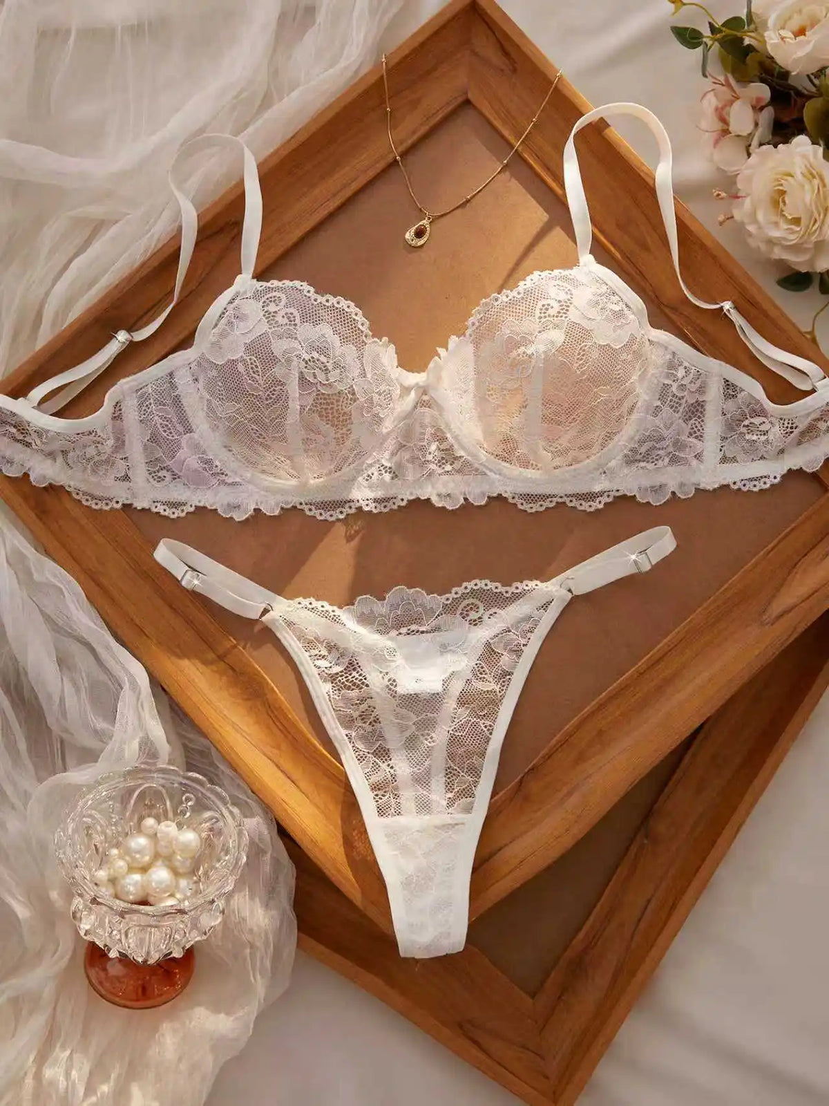 Women's Floral Lace Bra & Panty Set