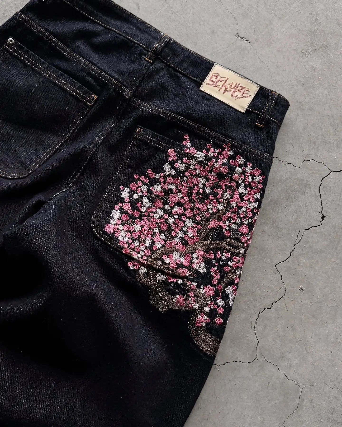 Cherry Blossom Selvedge Embroidery Denim Pants Y2k Retro Men Casual Baggy Straight Wide Leg Jeans High Quality Hiphop Streetwear