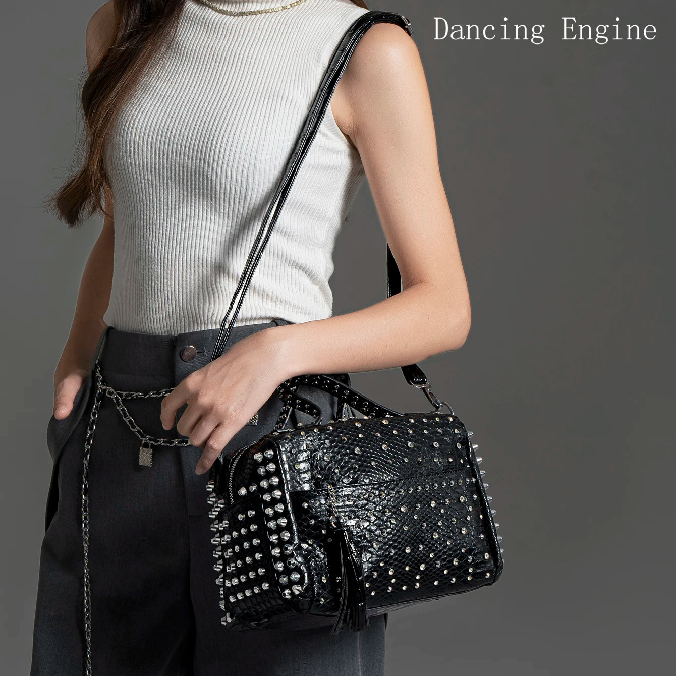 Women's Vintage Rivet PU Leather Tote Bag – Large Capacity, 3 Colors, 2 Sizes