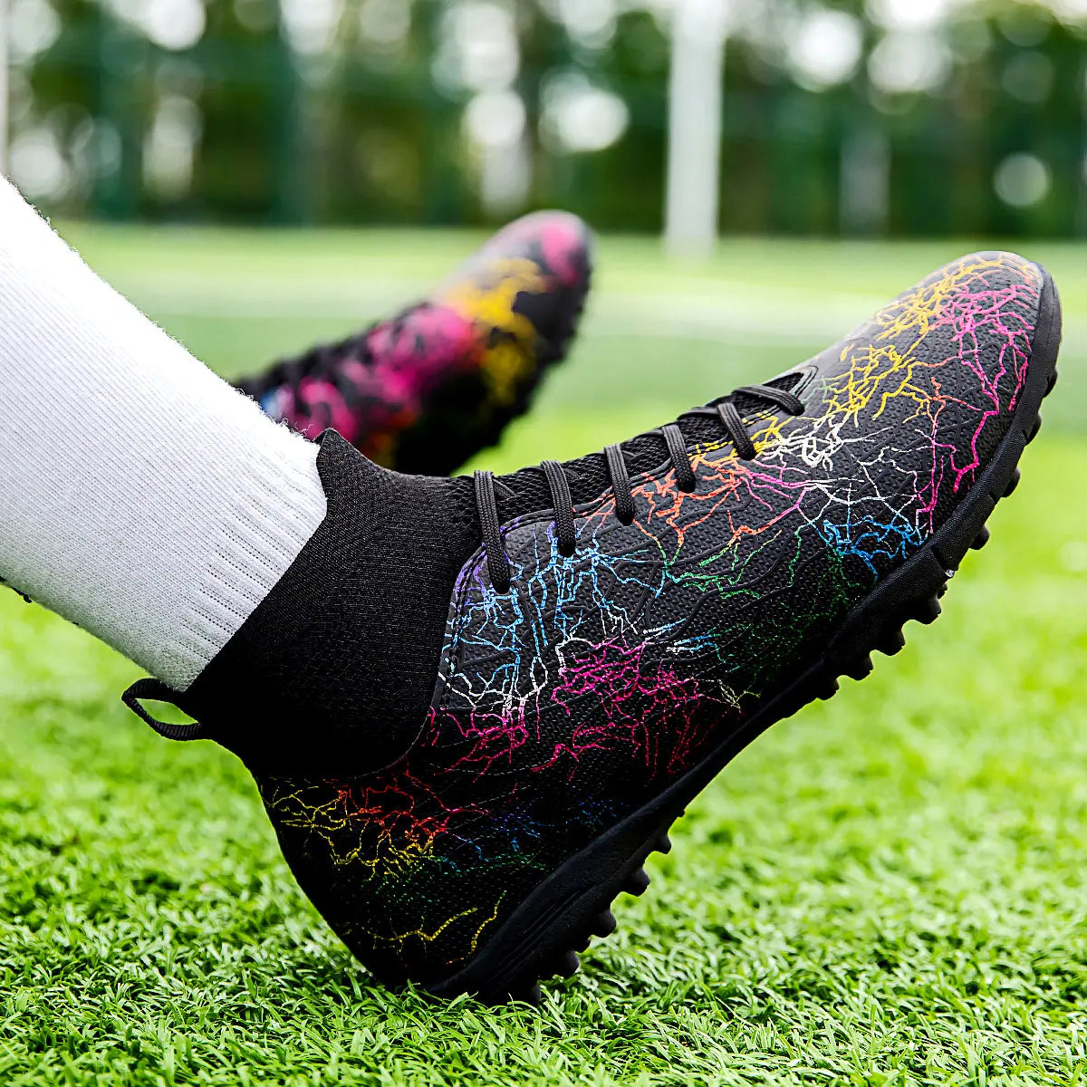New Men Football Boots Breathable Sport Training Soccer Shoes Cleats Sport Outdoor TF Futsal Match Turf Grass Drop Shipping