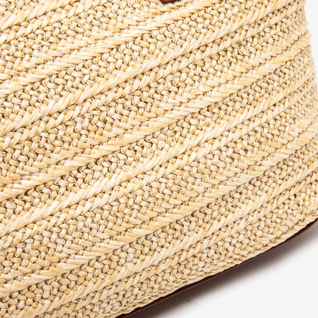 Women's Straw Tote Bag – Large Capacity Beach & Shopper Bag, 2 Colors, 2 Sizes - TRYSHOPPY