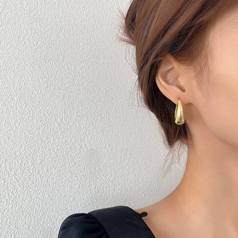 HOT Vintage Smooth Metal Hoop Earrings For Woman Girl Elegent Luxury New Korean Jewelry Temperament Girl's Daily Wear earrings