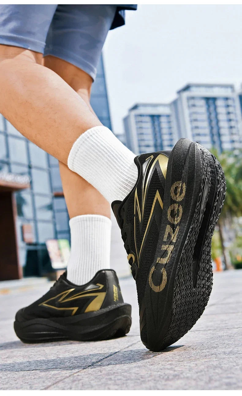 Men's Running Shoes Outdoor Sneakers Breathable Mesh Off-road Luxury shoes Trainer Shoes Couple Cushioning Race Non-Slip Fashion