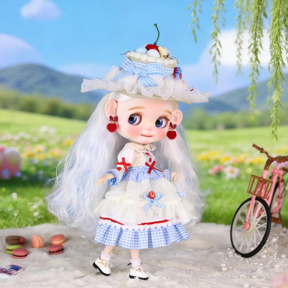 ICY DBS Blyth Doll 1/6  joint Body Elf Set Includes Hat Toy  and Gift