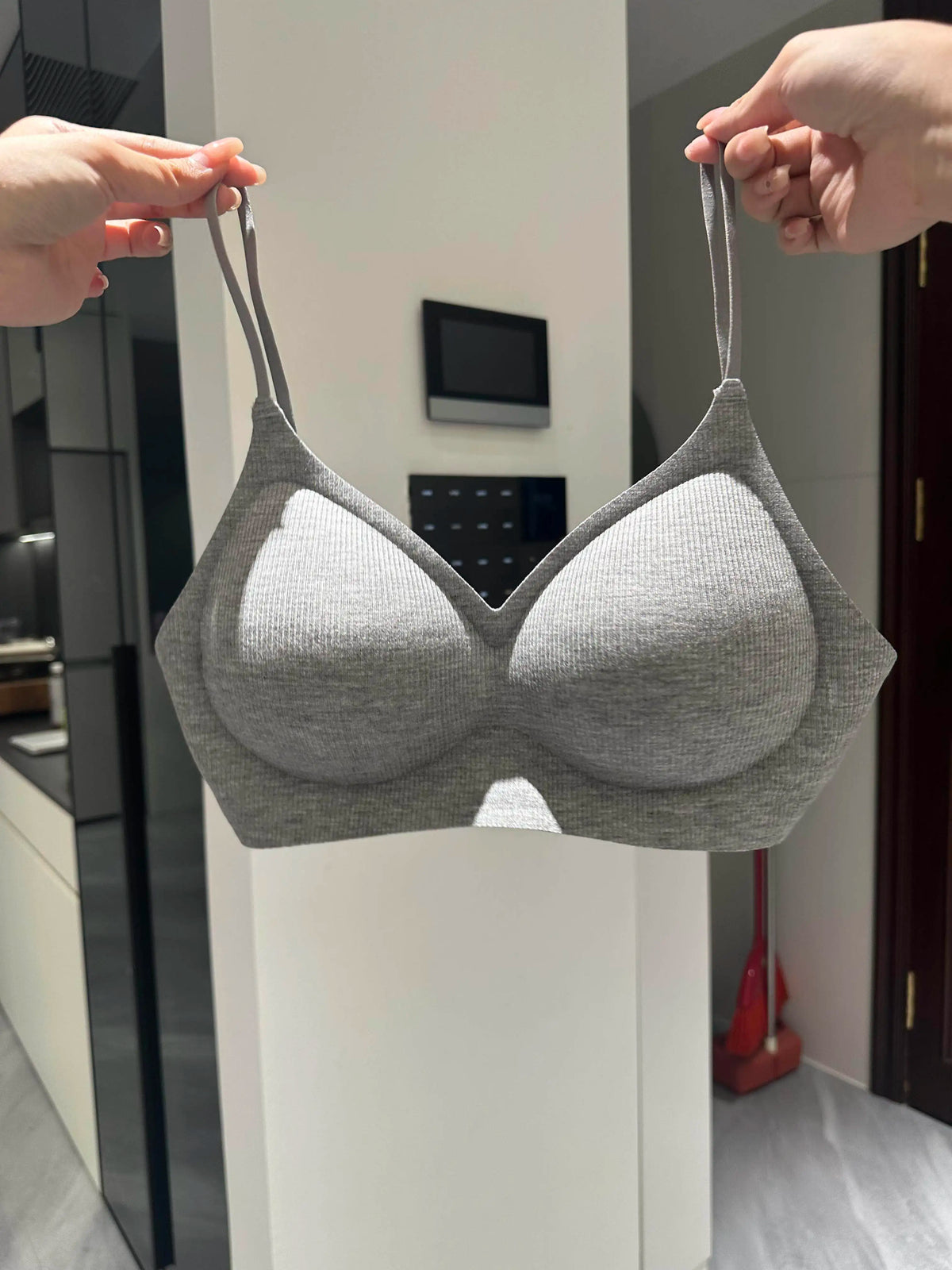 Women's Strapless Seamless Molded-Cup Bra