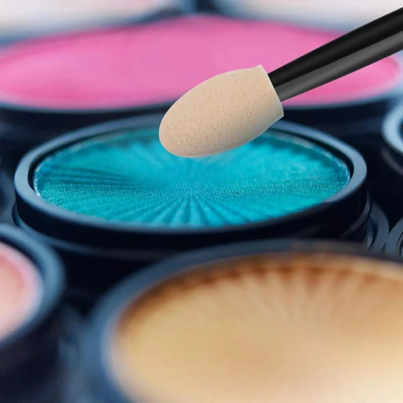 Cuttte 50/100PCS Disposable Dual Sides Eye Shadow Sponge Applicators with Container,  Length Eyeshadow Brushes Makeup Applicator