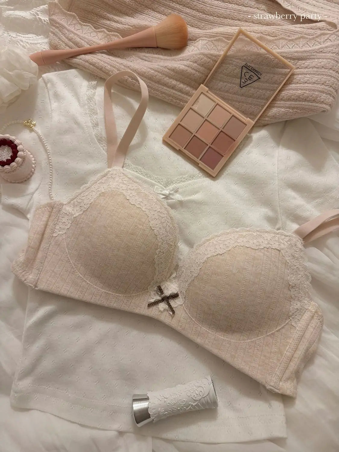 Women's Floral Lace Wireless Bra Set