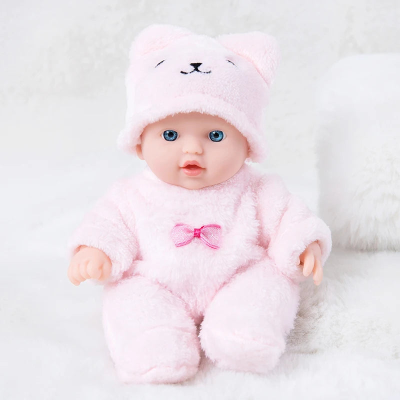 20cm/8-inch simulated silicone doll, including doll ，clothes and hats, the best children's holiday gift