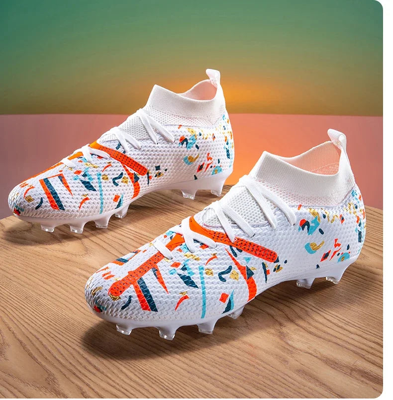 New Men Football Boots Match Sneakers Soccer Shoes Non-Slip Professional Training Shoes Grass Outdoor Sport Ultralight Unisex
