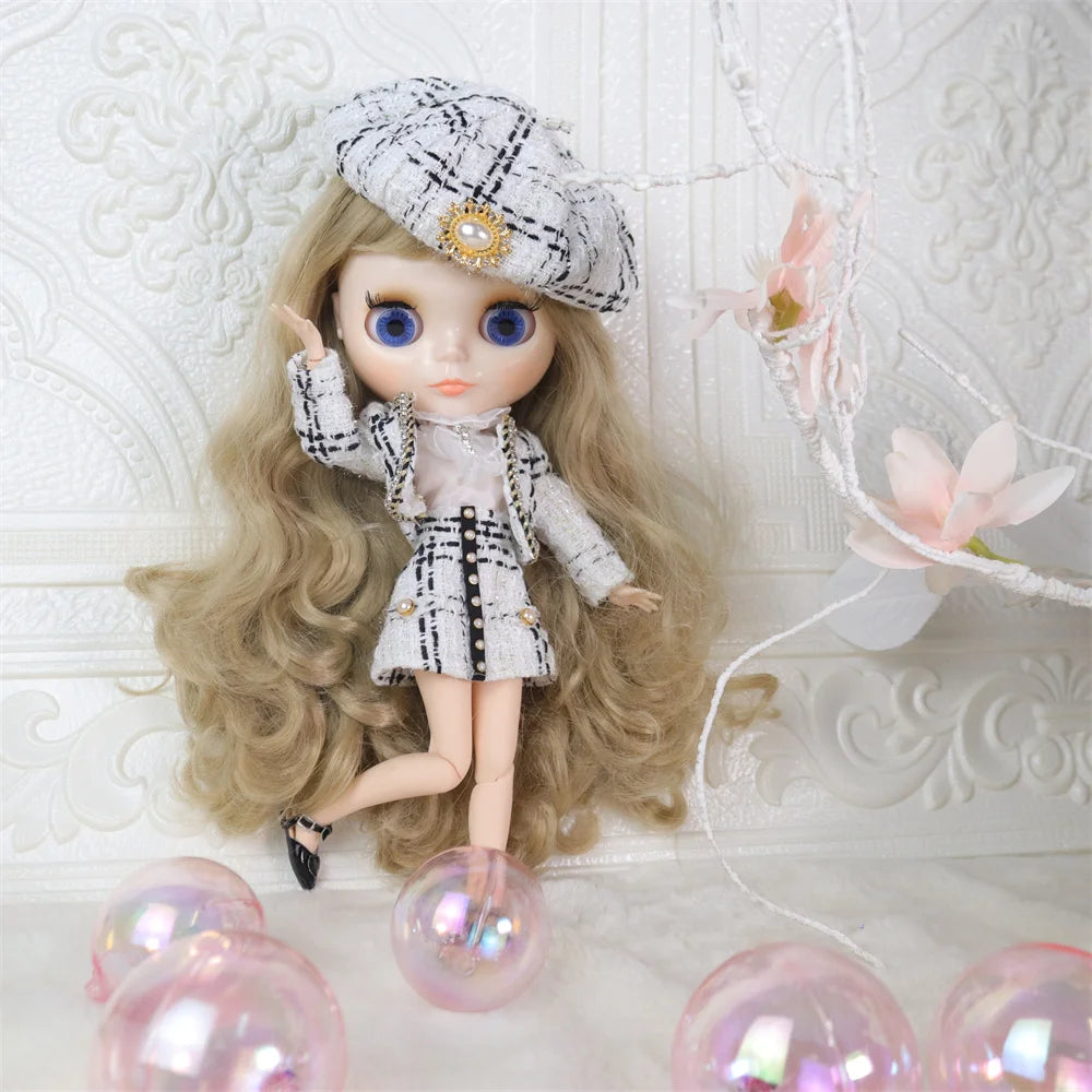 ICY DBS Blyth doll White Skin Glossy face Matte face Joint body with hand set A&B 1/6 bjd suitable diy makeup Special price