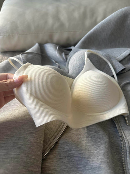 Women's Strapless Seamless Molded-Cup Bra