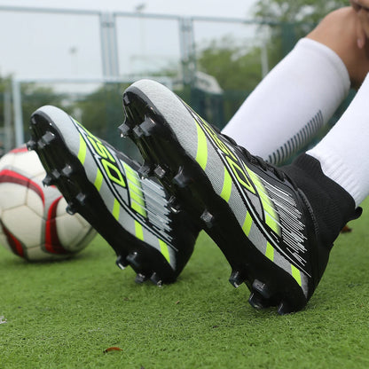 New Men Football Boots TF/FG Boys Non-Slip Soccer Shoes Unisex Ankle Match Sports Shoes Professional Comfortable Sneakers