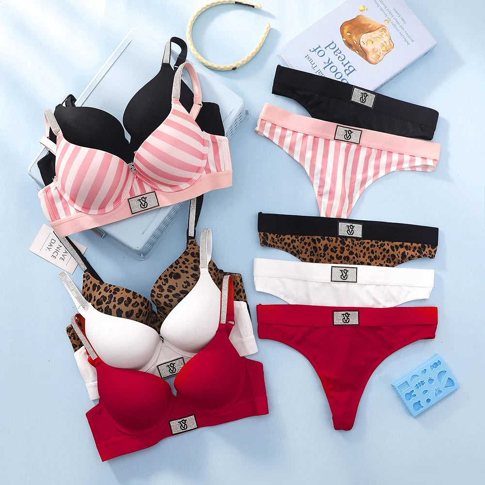 Women's Seamless Lace Bra & Panty Set