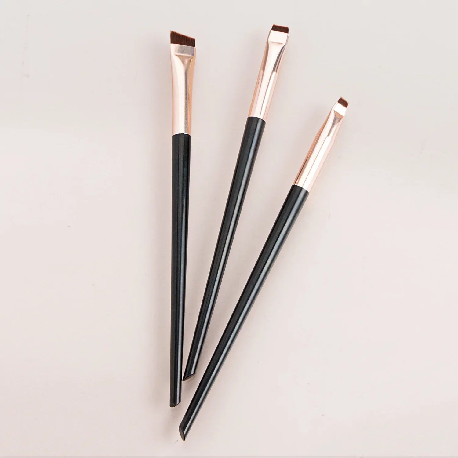 Upgrade Blade Eyeliner Brush Ultra Thin Fine Angle Flat Eyebrow Brush Under The Eyes Place Makeup Brush Precise Detail Brushes