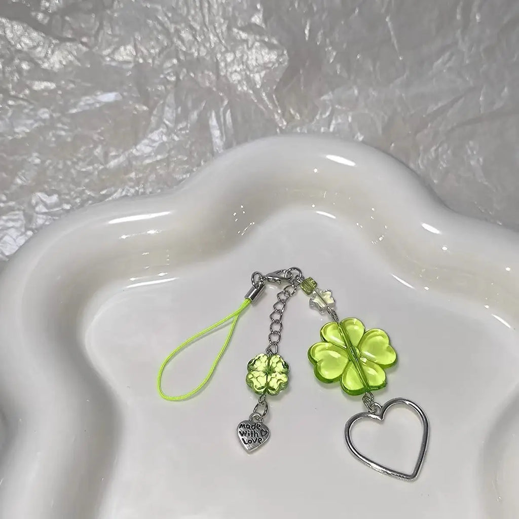 Y2K Lucky Four Leaves Clover Heart Key Ring Green Leaf Star Key Chain Cases for Phone Camera Korean Cute Beaded Couple Keychain