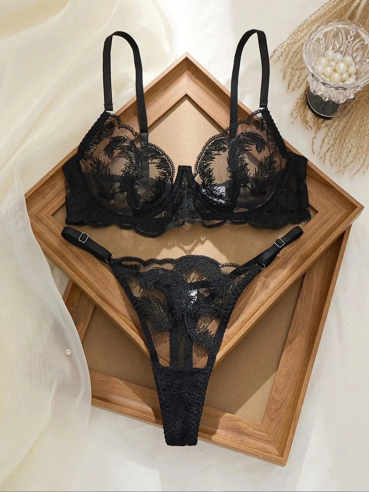 Women's Black Feather Detail Lingerie Set