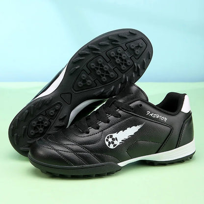 New Men Football Boots Match Non-Slip Professional Training Shoes Sneakers Grass Soccer Shoes Sport Outdoor Ultralight Unisex