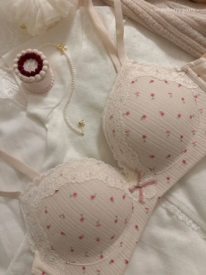 Women's Floral Lace Wireless Bra Set