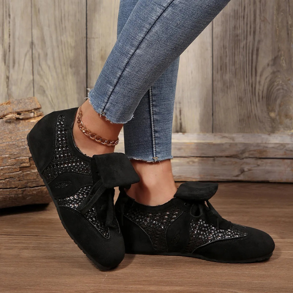 Women'sVintage Layered Hollow Breathable Soft-Soled German Training Shoes,Flat Lace-Up Sports Casual Shoes,Adidas-Style Sneakers