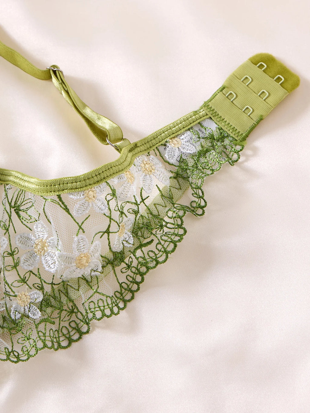 Green Daisy Floral Embroidered Bra & Thong Set