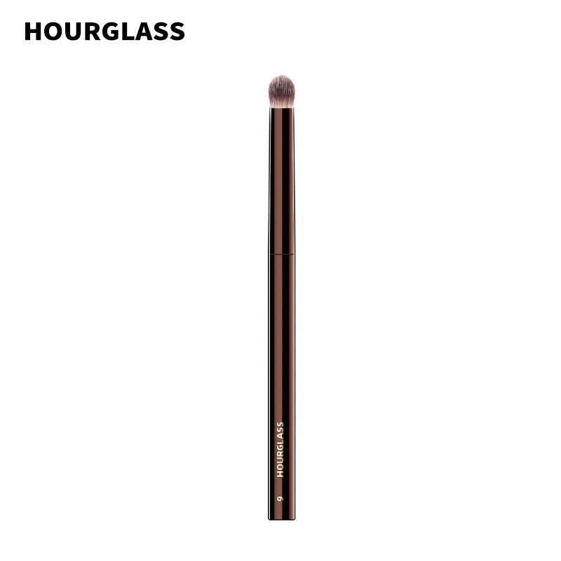 Domed Eyeshadow Blending Brush