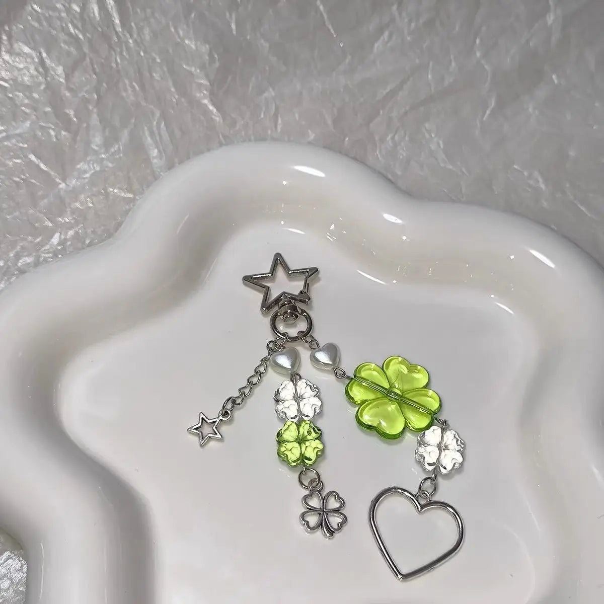 Y2K Lucky Four Leaves Clover Heart Key Ring Green Leaf Star Key Chain Cases for Phone Camera Korean Cute Beaded Couple Keychain