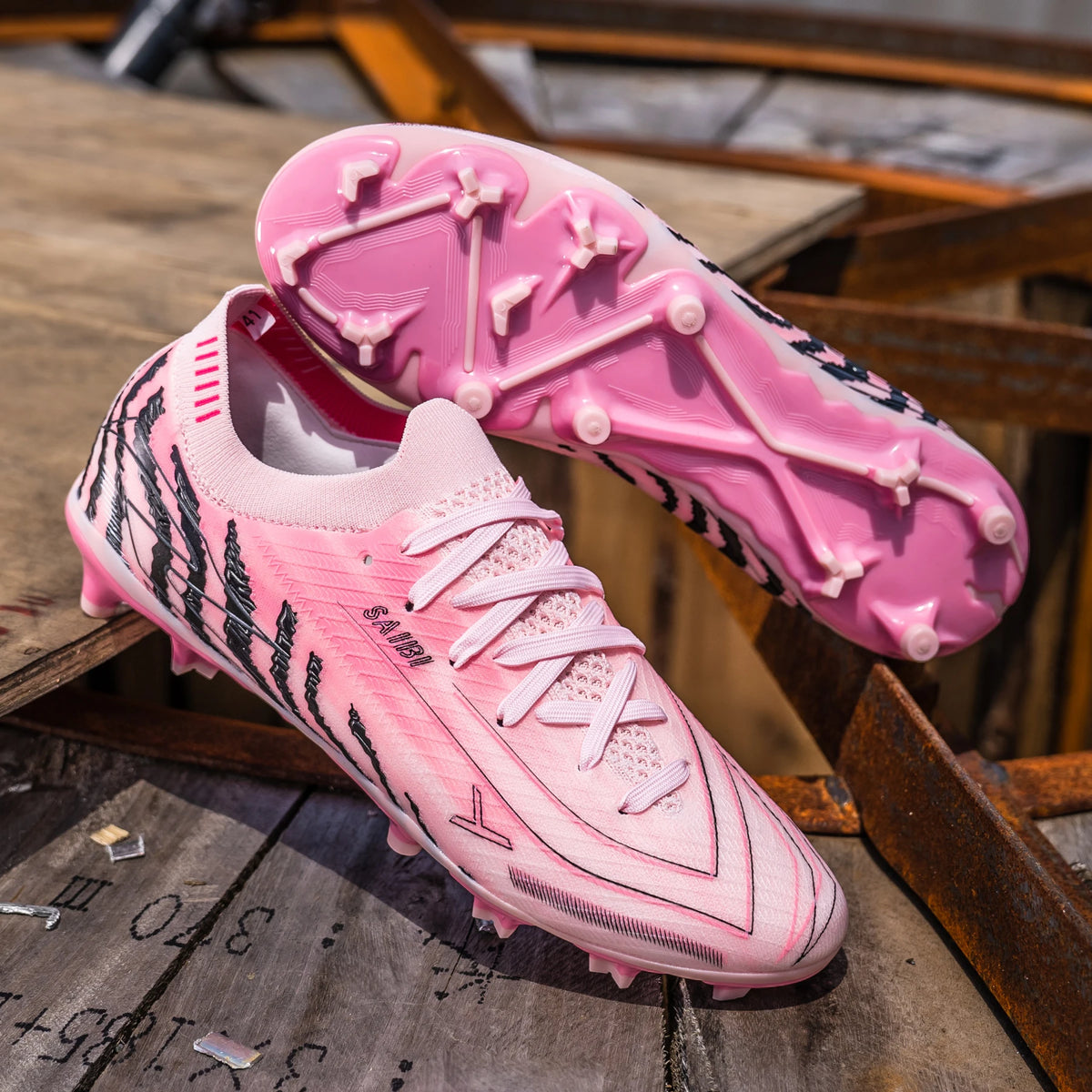 New Arrival Men AG FG Football Boots Flexible PU Upper Tough Rubber Studs For Adult Outdoor Pitch Football Competitions