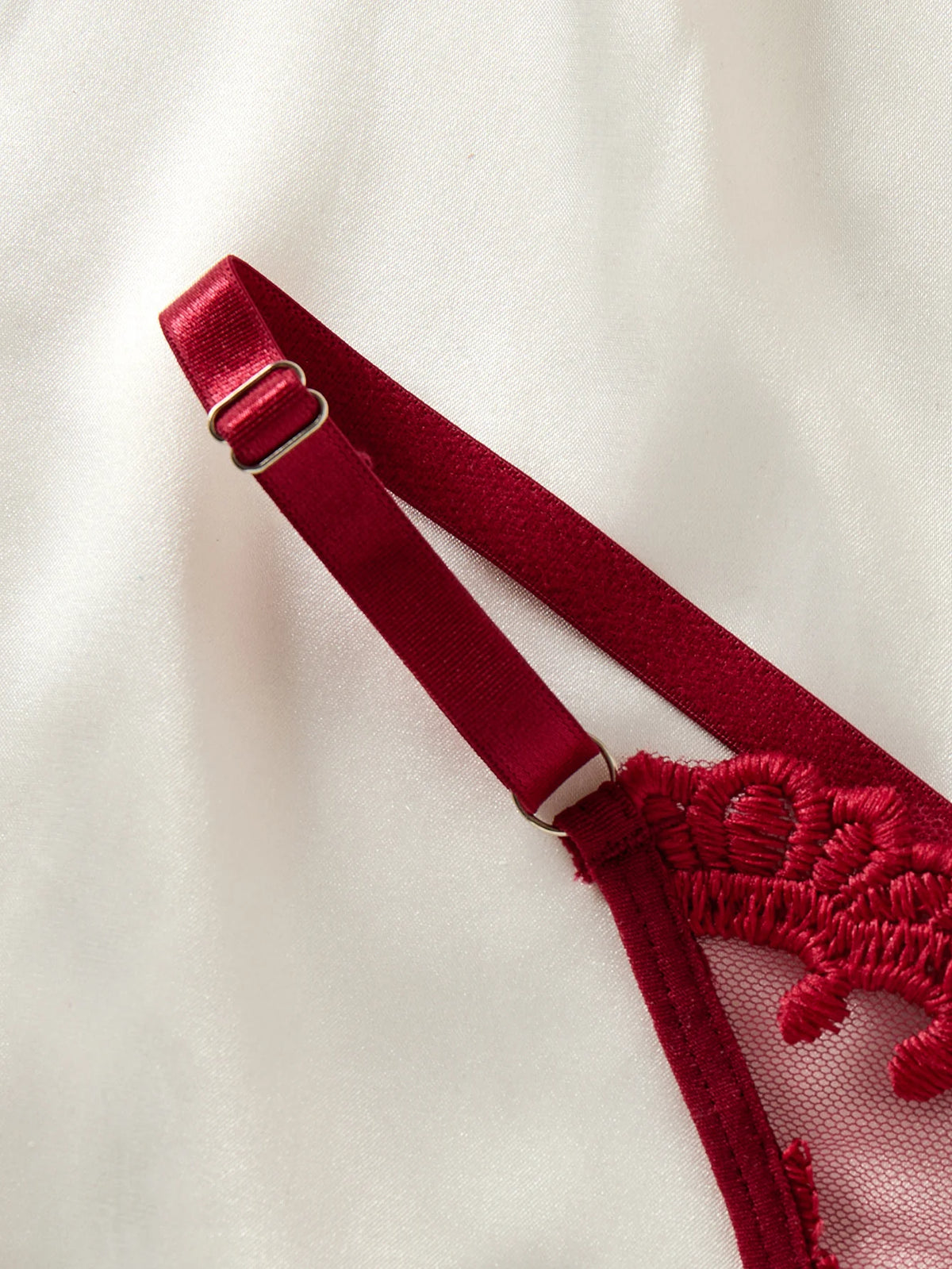 Wine Red Wheat Embroidered Nightgown