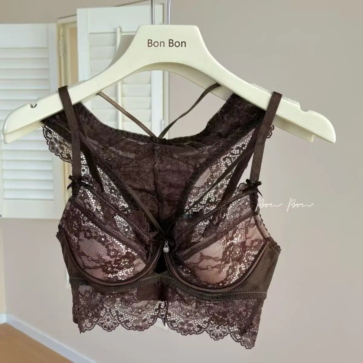 Sexy Lace Breathable Lingerie Set French-Style Small-Bust Support Bra Anti-Sagging & Side-Boob Control Soft Underwire Bra Set