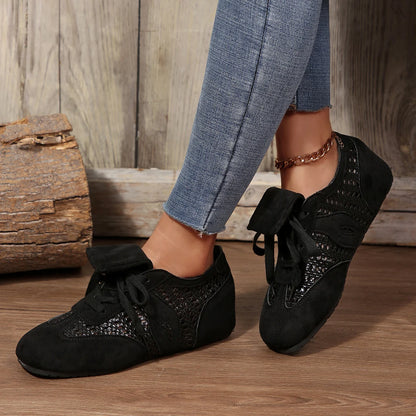 Women'sVintage Layered Hollow Breathable Soft-Soled German Training Shoes,Flat Lace-Up Sports Casual Shoes,Adidas-Style Sneakers