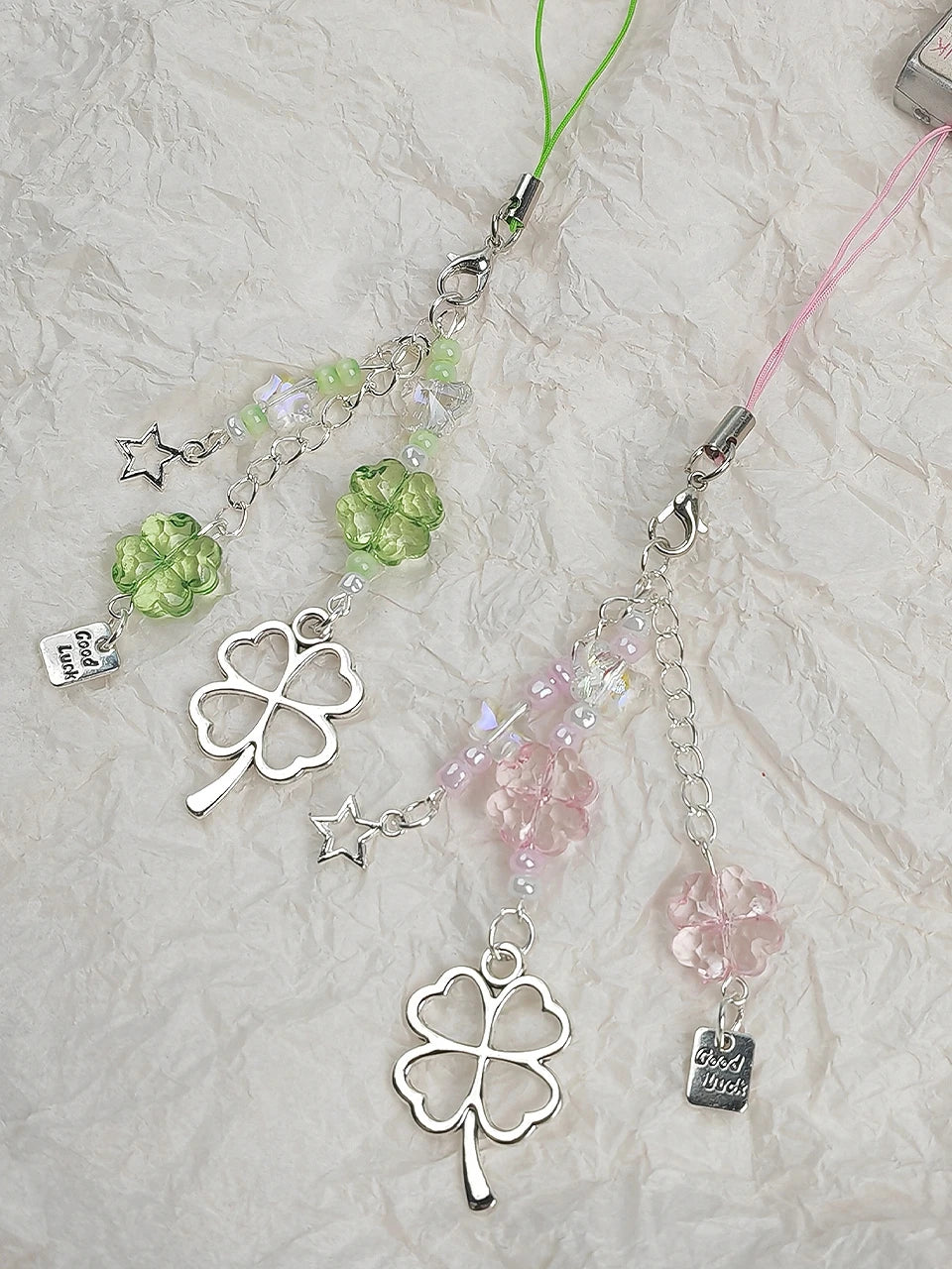 Y2K Lucky Four Leaves Clover Heart Key Ring Green Leaf Star Key Chain Cases for Phone Camera Korean Cute Beaded Couple Keychain