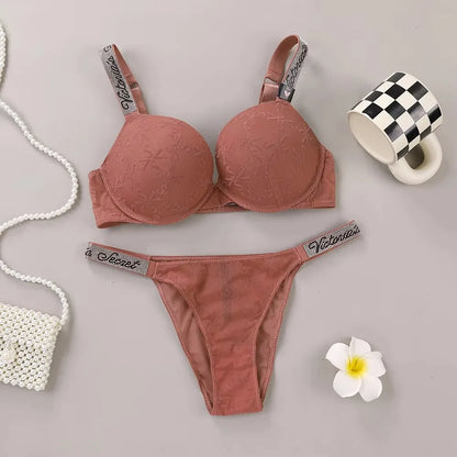 Victoria Secret Hot Sexy Lingerie Set Very Sexy Logo Shine Strap Embossed Lace Push Up Bra Shine Script Thong Panty