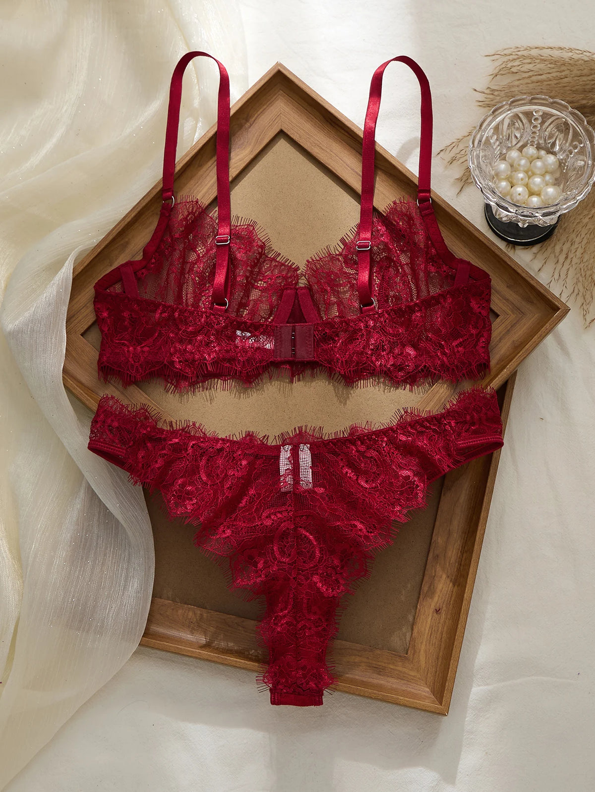 Women's Lightweight Lace Bra & Panty Set