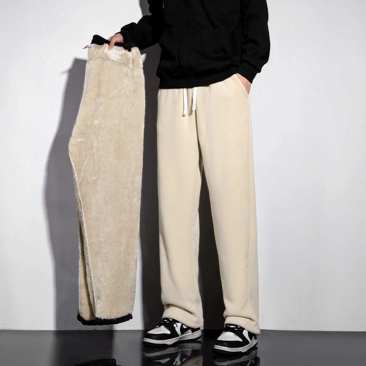 Fleece-Lined Drawstring Sweatpants