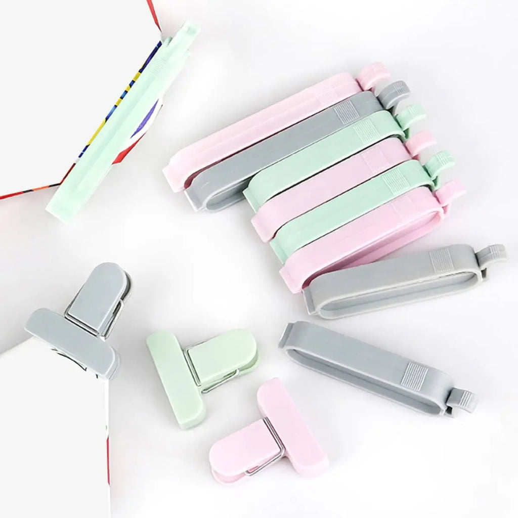 12pcs Mixed Color Plastic Sealing Clips Bag Clips for Food Storage Snack Chip Bag Sealer Moisture and Kitchen Sealing