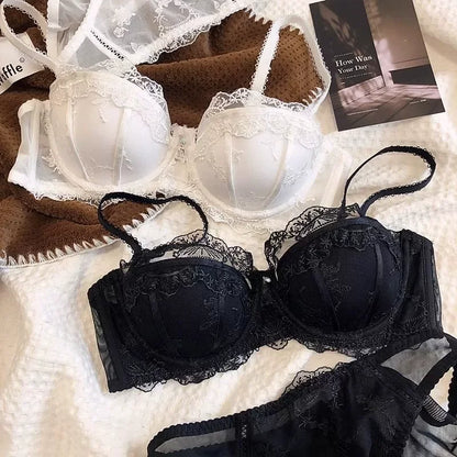 Women's Embroidered Lace Support Bra Set