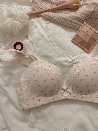 Women's Floral Lace Wireless Bra Set