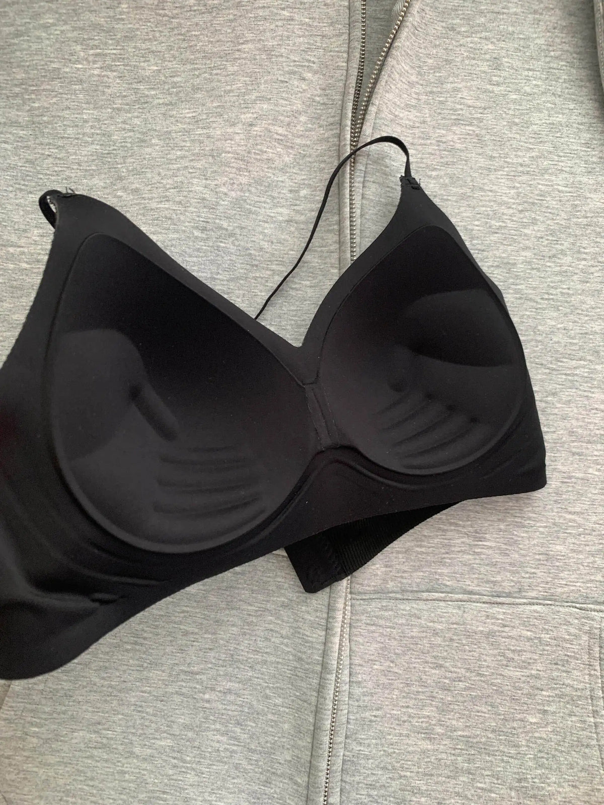 Women's Strapless Seamless Molded-Cup Bra